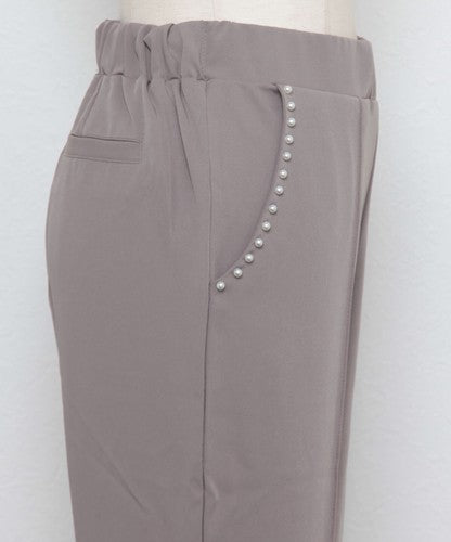 とろみ素材ポケットパール裾バックプリーツパンツ