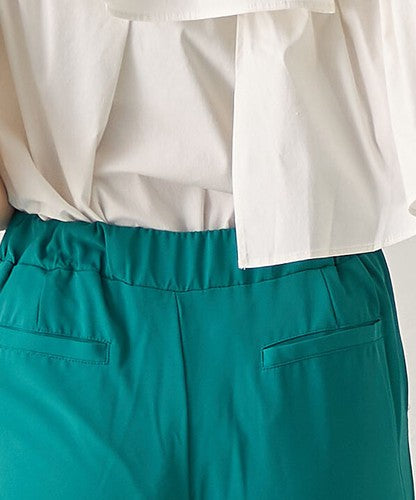 とろみ素材ポケットパール裾バックプリーツパンツ