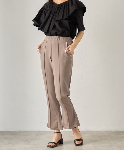 とろみ素材ポケットパール裾バックプリーツパンツ