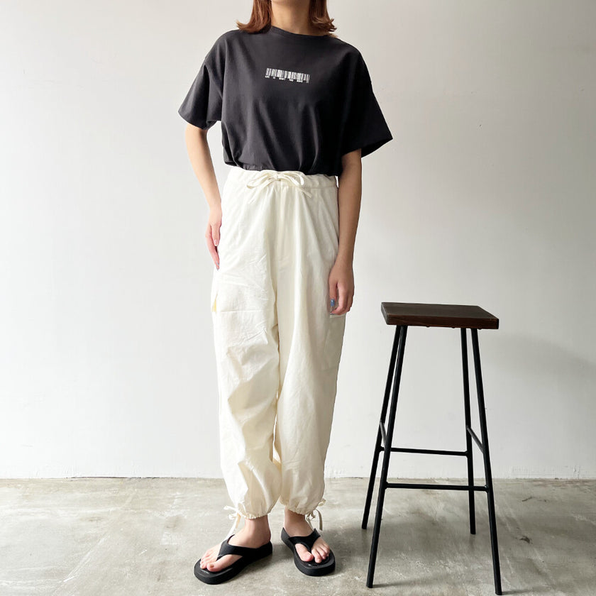 オーバーサイズバーコードTシャツ（半袖）