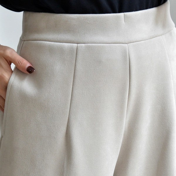 スエード調ワイドパンツ