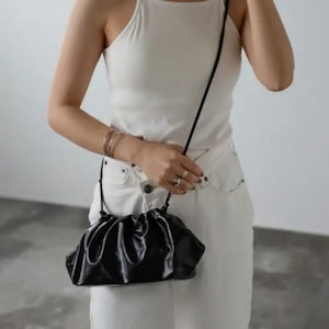 ギャザーがま口ショルダーバッグ